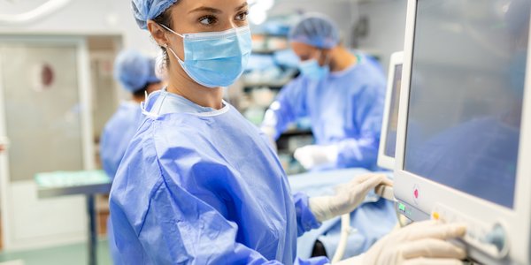 Nowe zabiegi na NFZ od 1 maja. To nowoczesne procedury