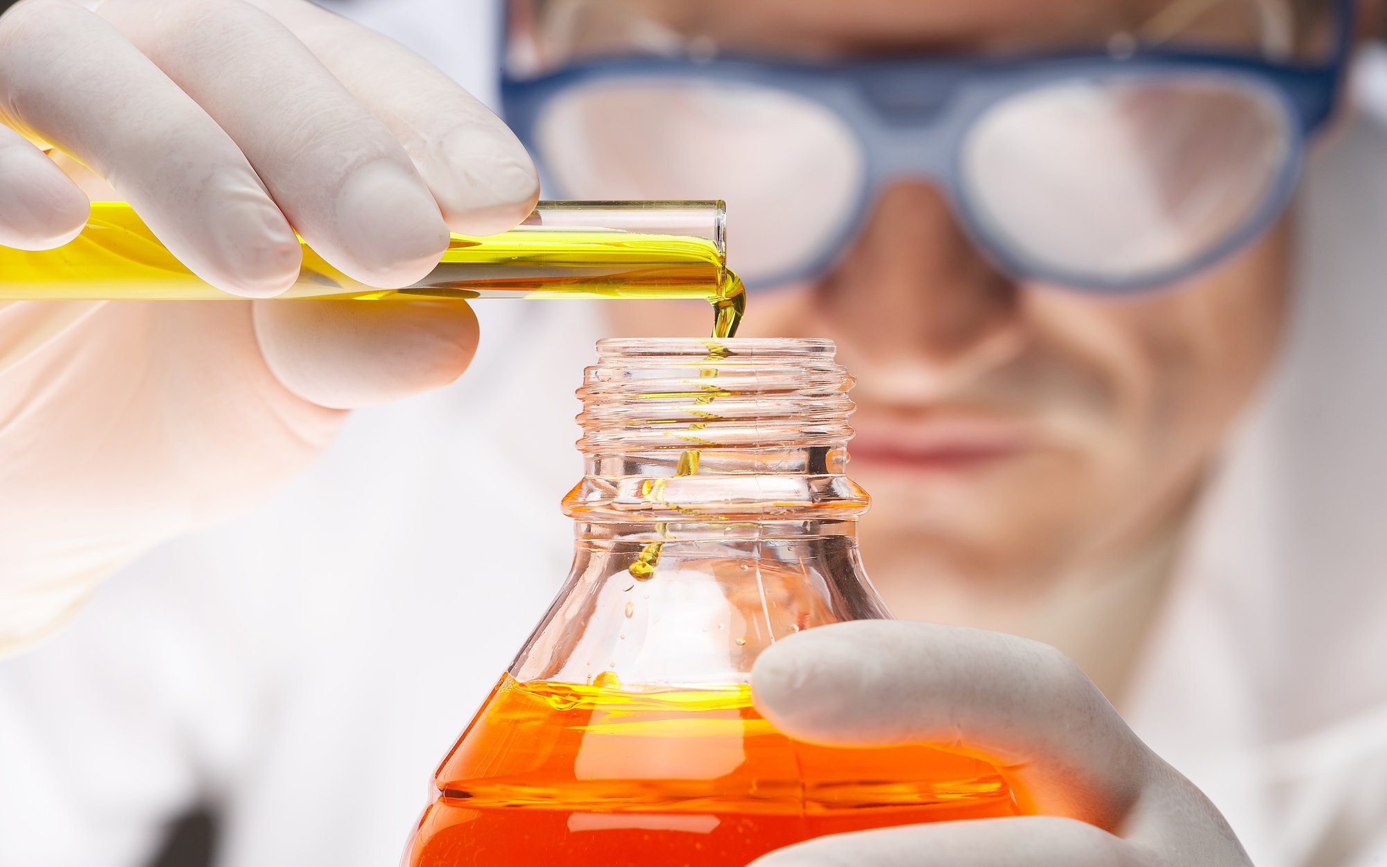 Europa ściąga naukowców z USA. Jak wygląda „drenaż mózgów” w erze Trumpa