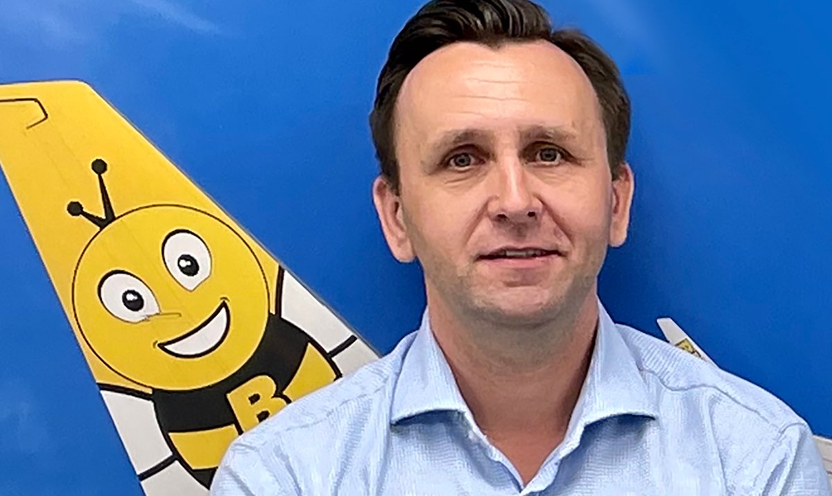 Ryanair: Będziemy latać z Warszawy. Lotnisko Chopina stoi w połowie ...