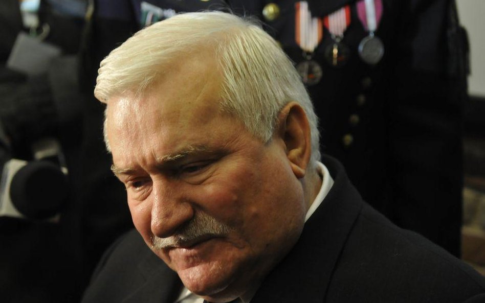 Wałęsa: Oni razem zginęli, więc pochowajmy ich w jednym miejscu