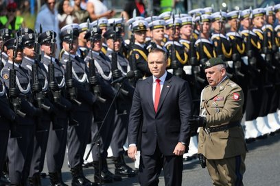 Prezydent RP Karol Nawrocki i szef sztabu gen. Wiesław Kukuła