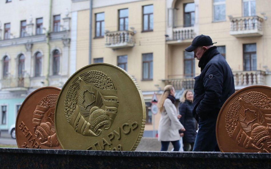 Białoruski handel zagraniczny wciąż na plusie