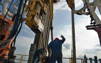 Rosja chce złagodzić ograniczenia wydobycia ropy naftowej