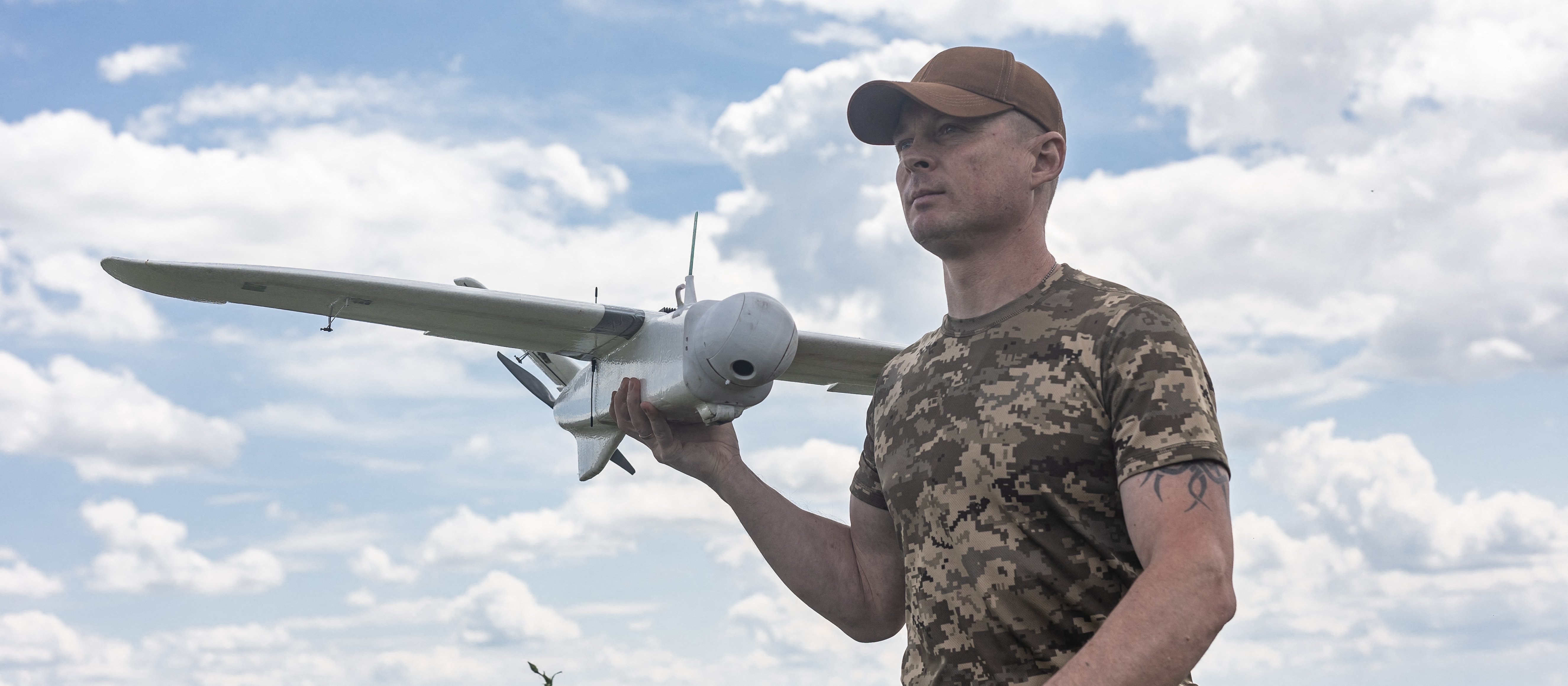 Ciemności kryją Sewastopol po ataku ukraińskich dronów. Pół Krymu bez prądu