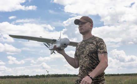 Regularne ataki ukraińskich dronów pozbawiają Krym prądu