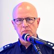 Komendant główny policji gen. insp. Jarosław Szymczyk podczas konferencji prasowej w sprawy kobiety,