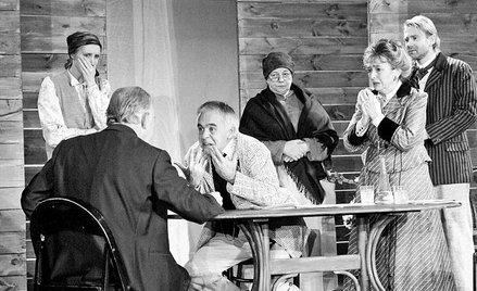 Akcja rozgrywa się na rosyjskiej prowincji (s. okołowicz)