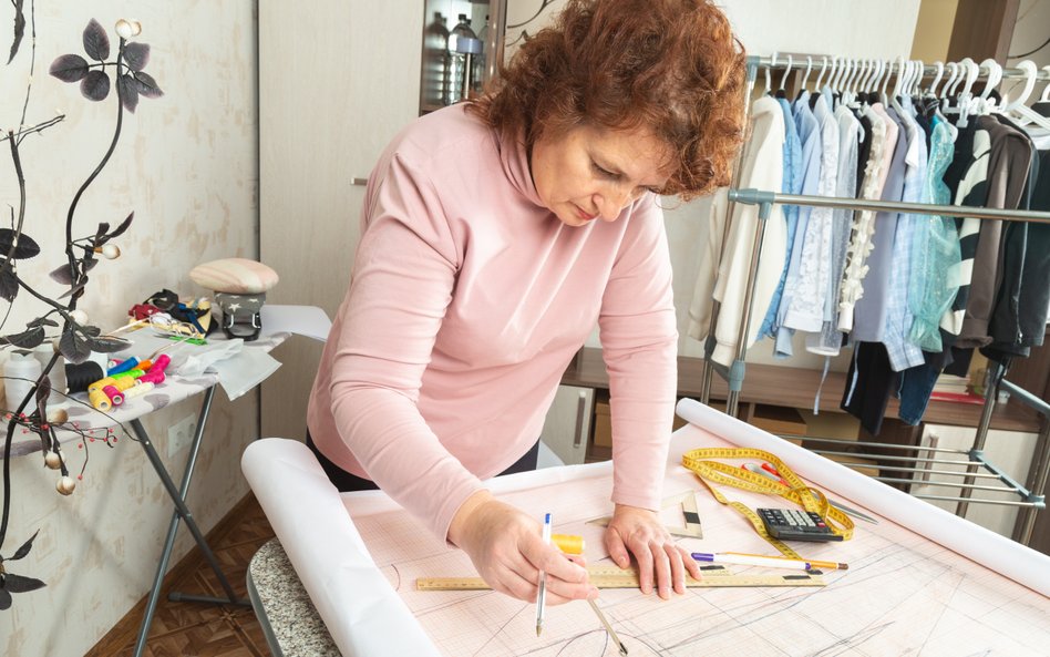 Działalność nierejestrowana – na czym polega i komu się opłaca