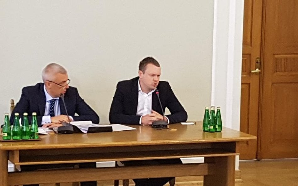 Michał Tusk i jego adwokat Roman Giertych przed komisją śledczą