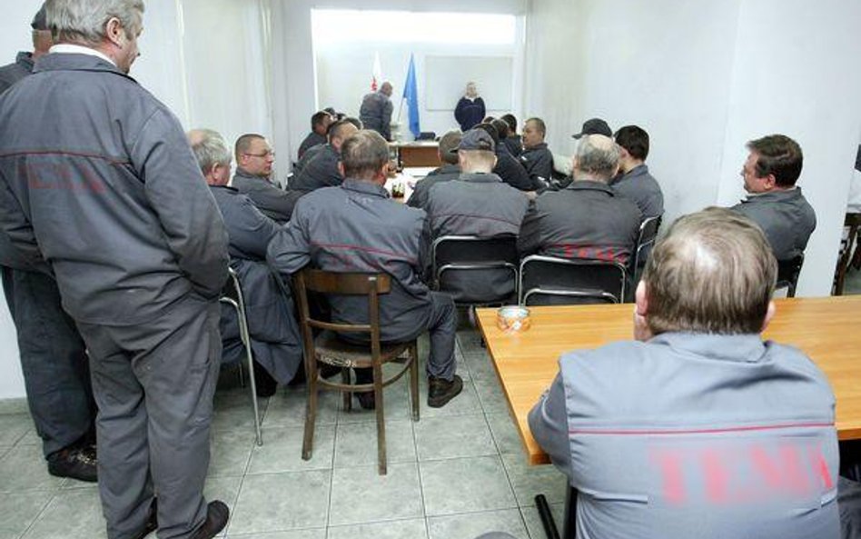 Zamiast działaczy reprezentanci załogi
