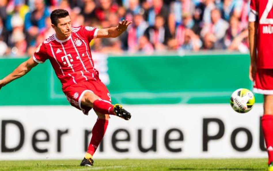 Robert Lewandowski chce poprowadzić Bayern do szóstego tytułu z rzędu, ale przede wszystkim wygrać L
