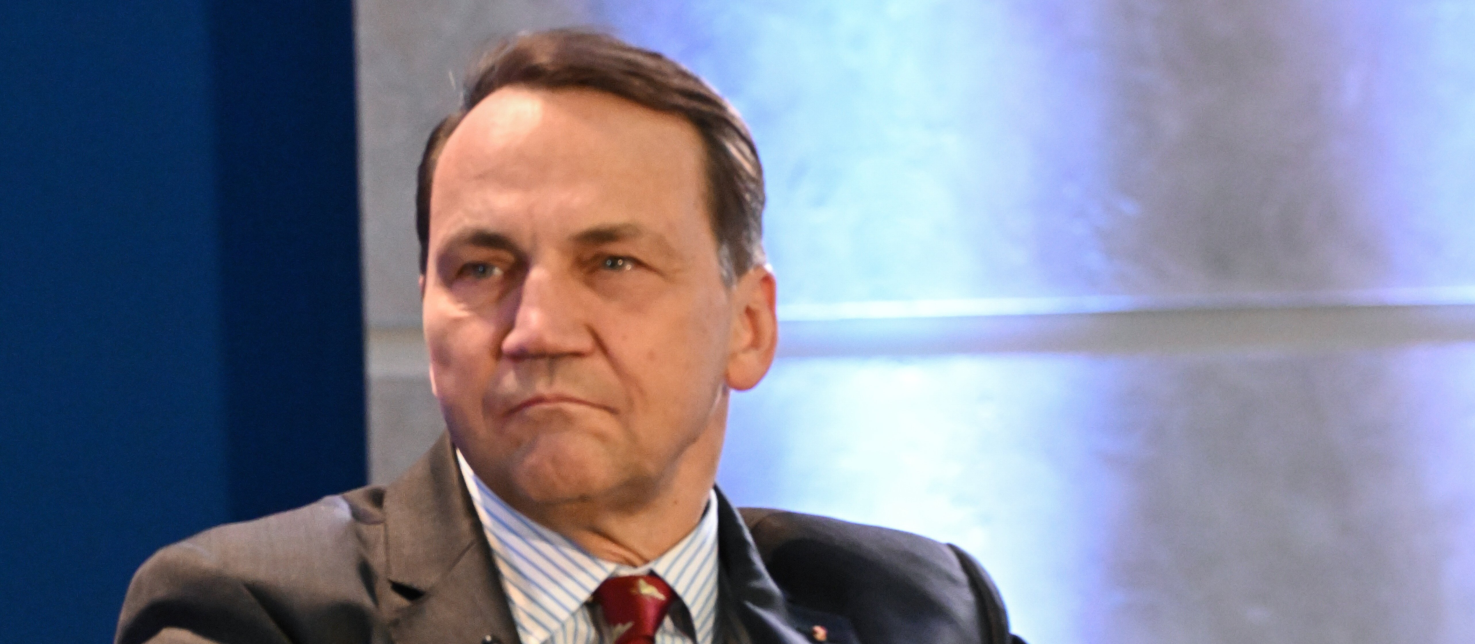 Burza po wpisie Jad Waszem dotyczącym Polski. Zareagował m.in. Radosław Sikorski