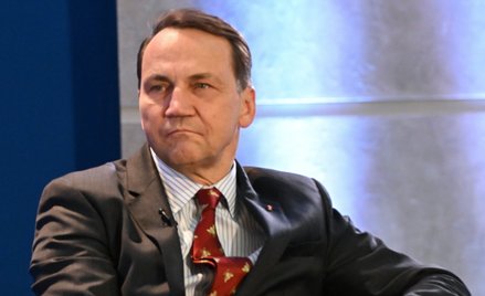 Szef MSZ Radosław Sikorski