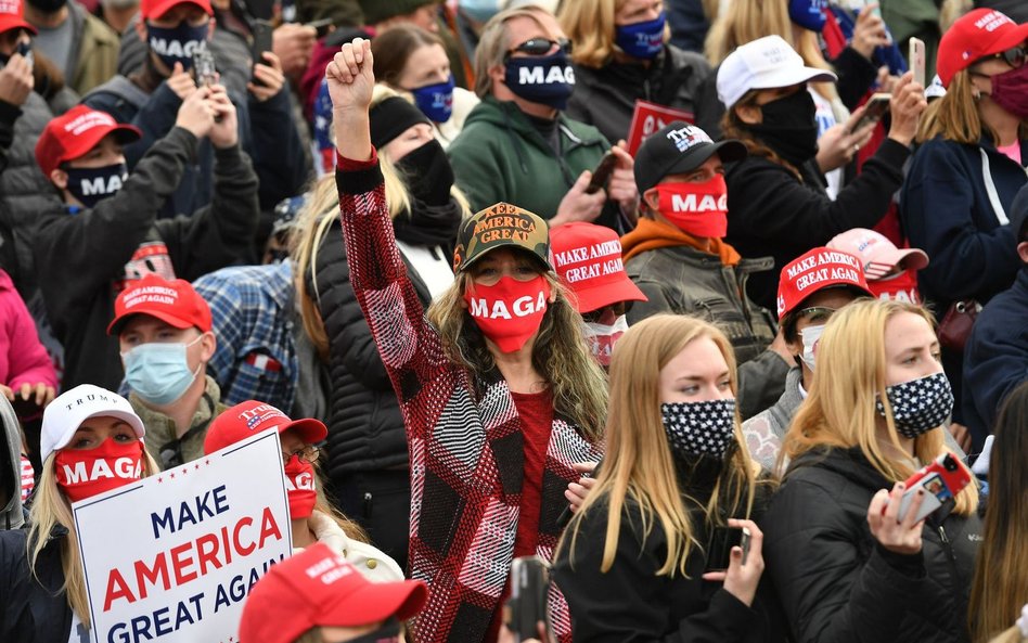 USA: Urna z głosami stanęła w płomieniach. Podpalenie?