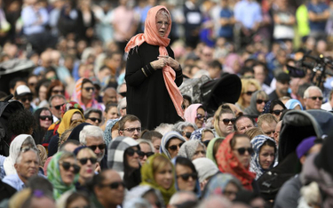 Akt solidarności z muzułmanami: Nowozelandki zakładają chusty