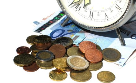 Wykonania e-usług w święta dla zagranicznego kontrahenta