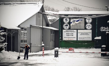 Wjazd do kolonii karnej, w której wyrok odsiaduje Brittney Griner