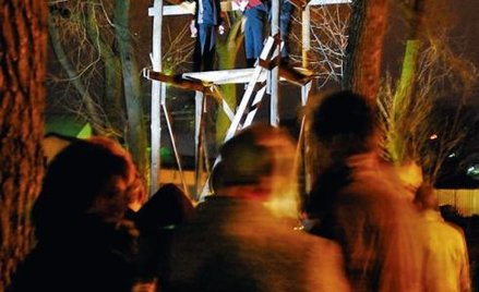 W czasie przywołówek szymborskich (na zdjęciu w 2008 r.) członkowie Klubu Kawalerów z trybuny odczyt
