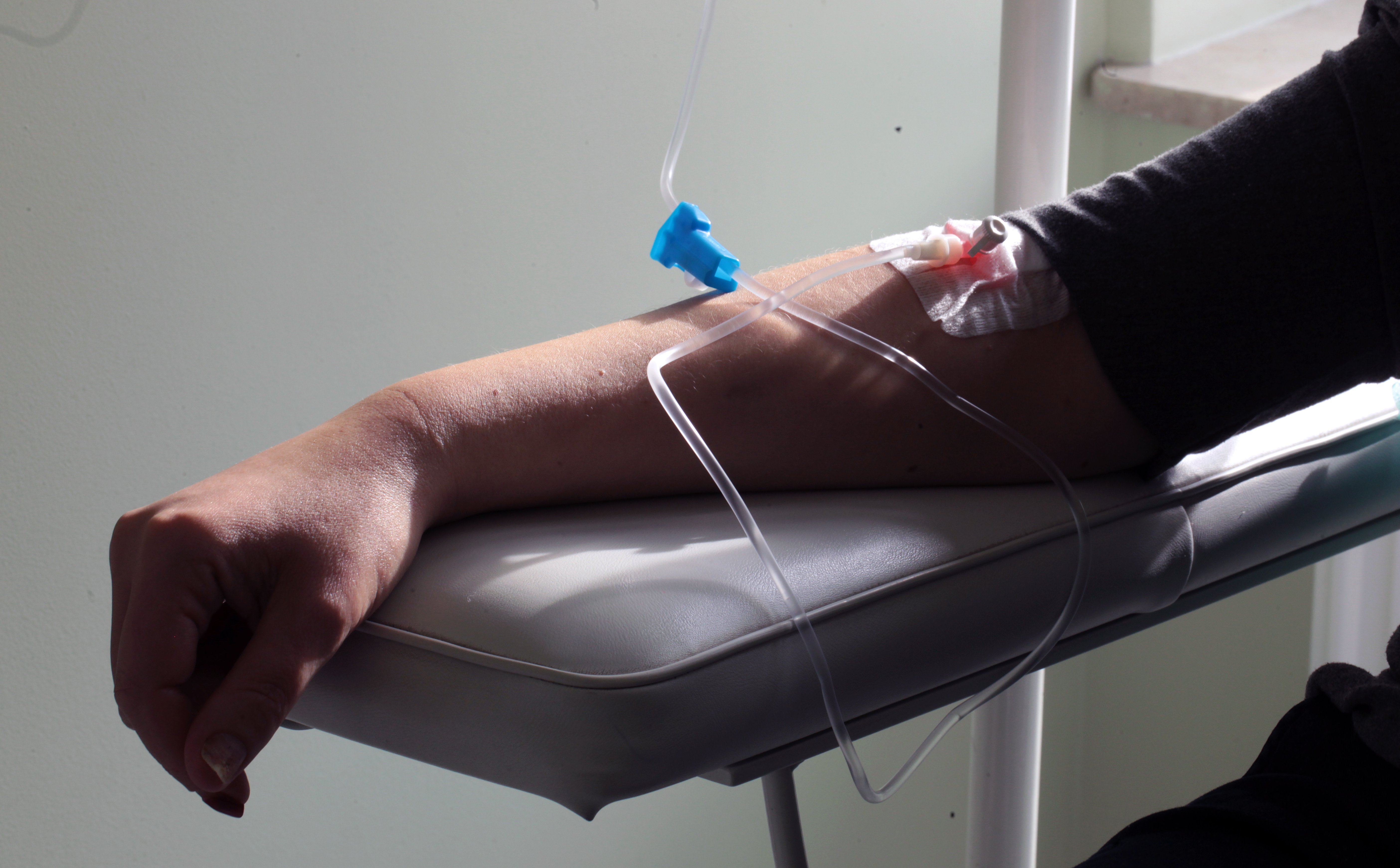 Sąd: wlewy z witaminy C to nie jest leczenie