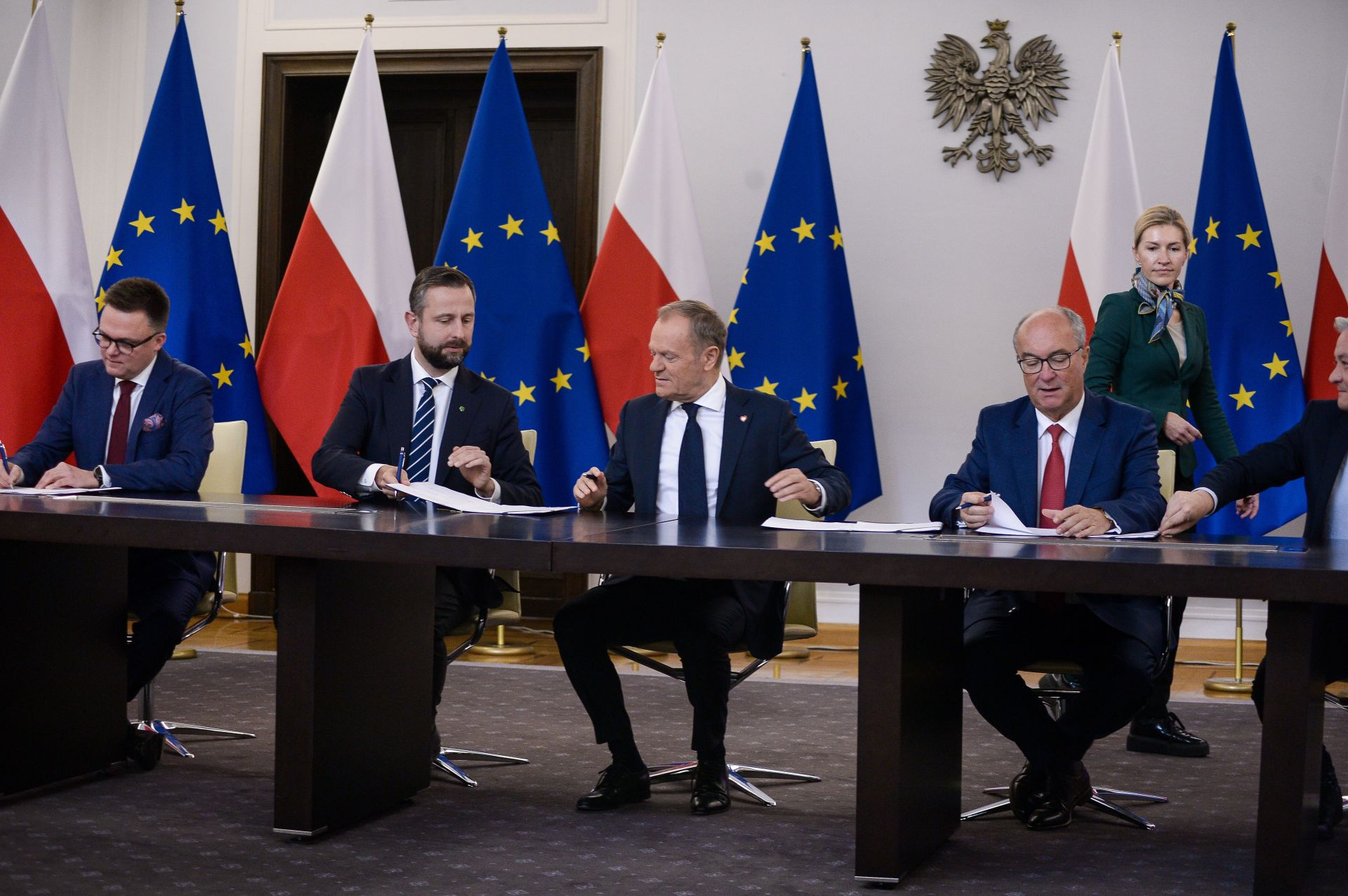 Pełny Tekst Umowy Koalicyjnej KO, PSL, Polski 2050 I Lewicy - Rp.pl