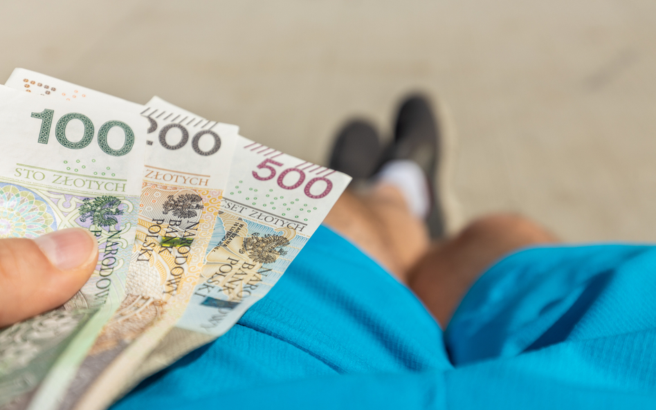Złoty cierpiał po wyborach, ale tylko przez chwilę. To koniec emocji?
