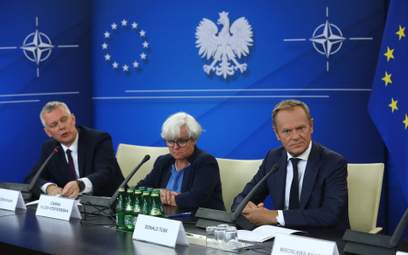 Spotkanie "Jak zwiększyć bezpieczeństwo Polski? Rekomendacje na szczyt NATO" z parlamentarzystami PO