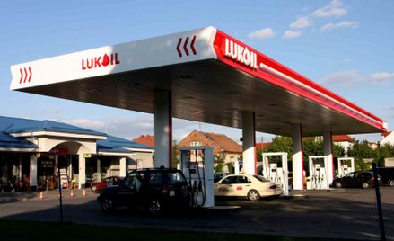 Rosyjski Łukoil pozbywa się stacji w Polsce