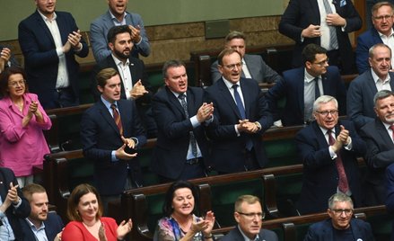 Politycy PiS. Sejm nie uchwalił nowelizacji Kodeksu karnego dotyczącej dekryminalizacji pomocy w abo
