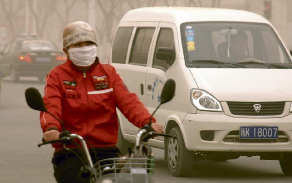 Chiński rząd walczy z zanieczyszczeniem powietrza, dlatego wspiera rozwój elektrycznych aut