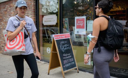 Przesunięcie uwagi na rynek pracy w USA