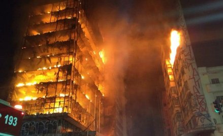 Sao Paulo: Zawalił się płonący wieżowiec. Wiele ofiar
