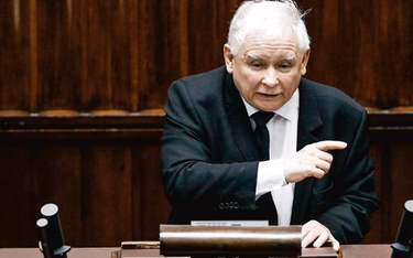 Jarosław Kaczyński przeforsował w Sejmie projekt głosowania korespondencyjnego