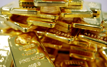 Rosjanie gwałtownie skupują złoto. Już 75 ton w ich kieszeniach
