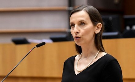 Spurek: Czas na zakaz promowania mleka i mięsa