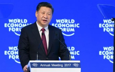 Xi Jinping, prezydent ChRL, ostrzegał światowe elity przed skutkami wojen handlowych i deklarował ot