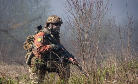 44 proc. Polaków wstrzymałoby pomoc wojskową Ukrainie w związku ze stosunkiem Ukraińców do UPA