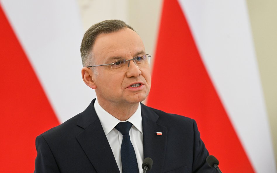 Prezydent Andrzej Duda podczas spotkania z przedstawicielami mediów w Pałacu Prezydenckim w Wilnie