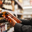 Alkohol w rok zdrożał o 40 proc. To efekt nowych podatków