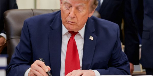 Trump Notifies Congress: The US Is at War with Iran Again