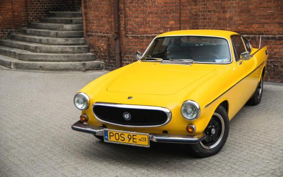 Volvo P1800E, 1970 r., zostało kupione za 92 tys. zł