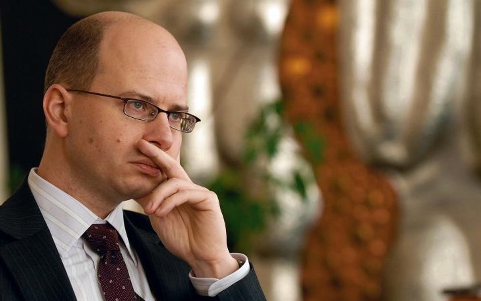 Piotr Szeliga, członek rady nadzorczej Hutmenu, mówi, że w sierpniu oczekiwana jest rekomendacja dor