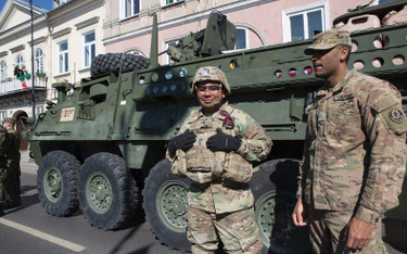 Polityczna gra o stałe zakotwiczenie US Army w Polsce