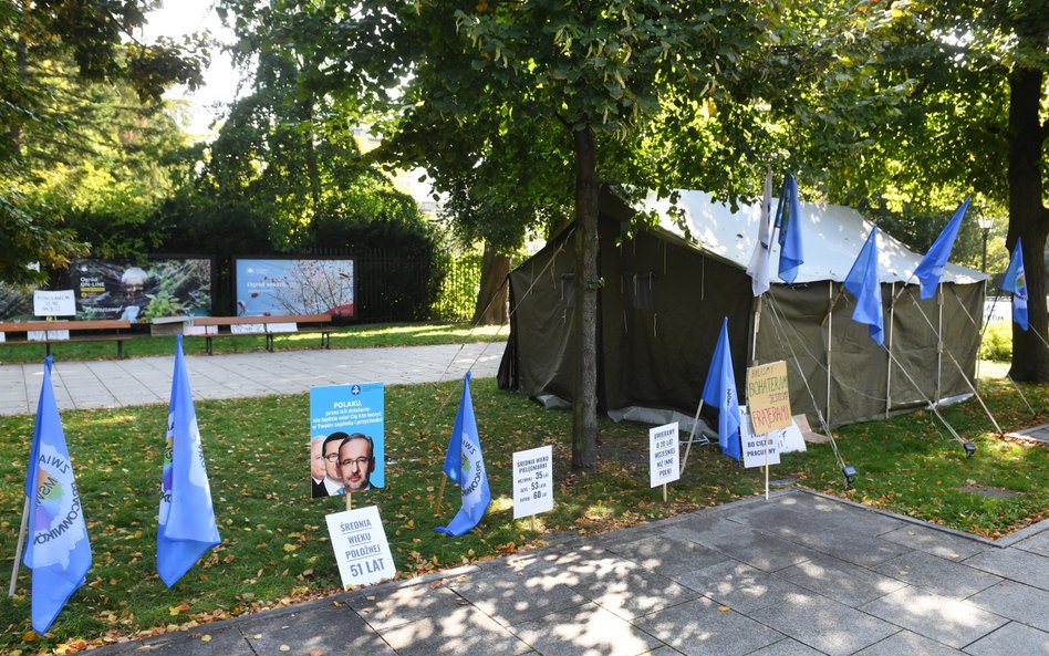 "Cichy dyżur" zamiast "Białego miasteczka". Medycy zmieniają formułę protestu