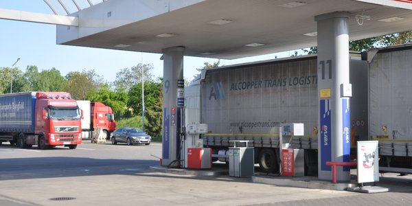 Przewoźnicy: niezbędna tarcza paliwowa