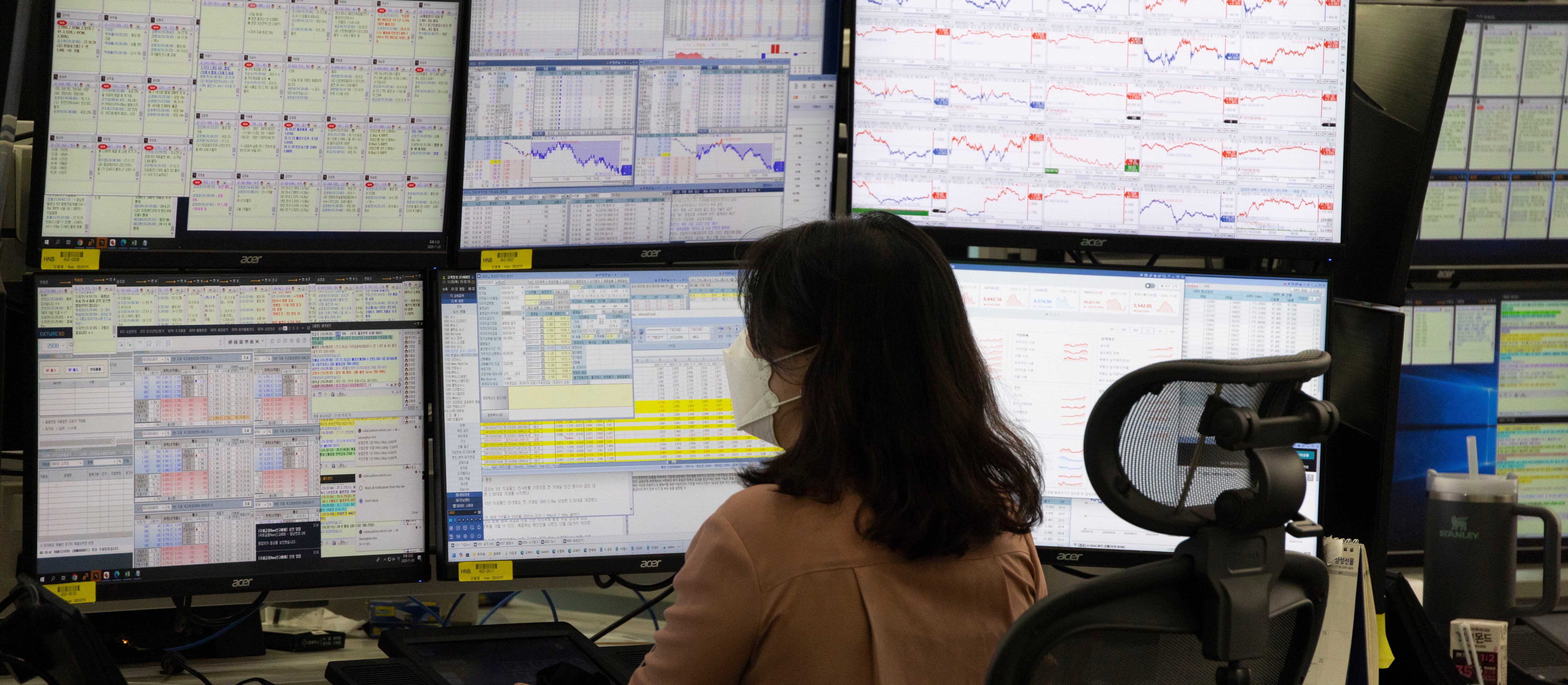 Japońskie obligacje w spirali spadków