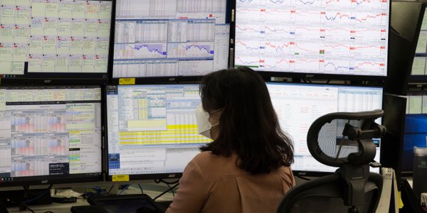 Japońskie obligacje w spirali spadków