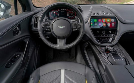 Aston Martin DBX707