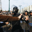 Tłumy protestujących w stolicy starły się z policją. fot. MOHAMMED ABED