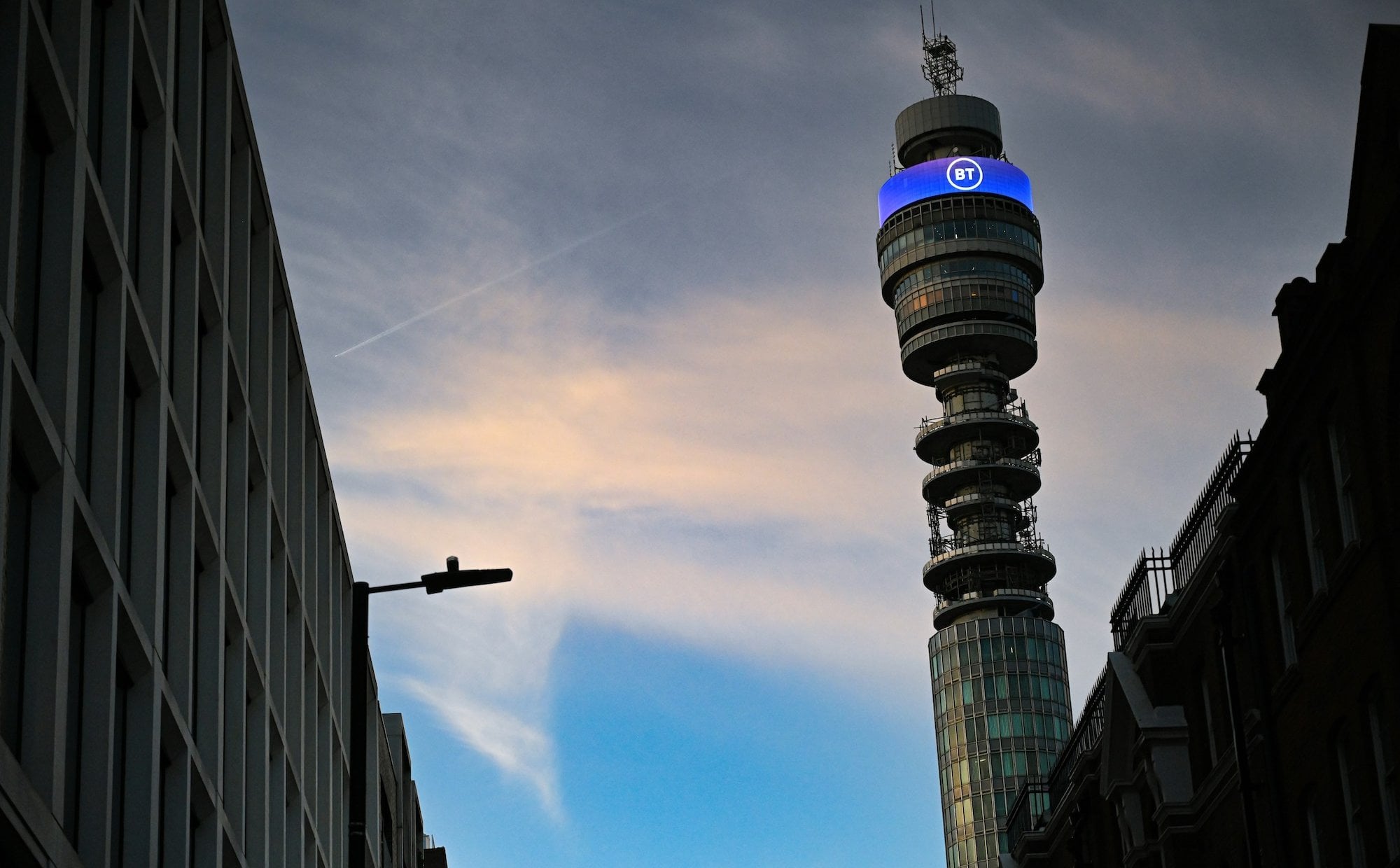 Transformacja symbolu Londynu. Słynna wieża telekomunikacyjna zmieni się w hotel