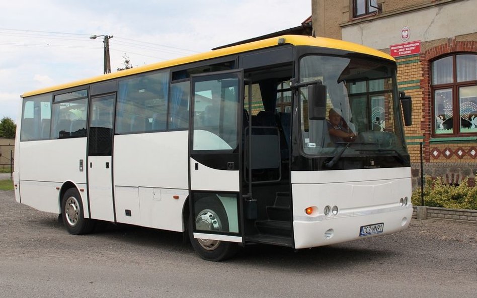 Gmina Człuchów kupiła gimbus. Nie dmuchniesz - nie pojedziesz